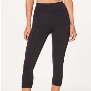 Lululemon Everlux In Movement Crop, Like New!